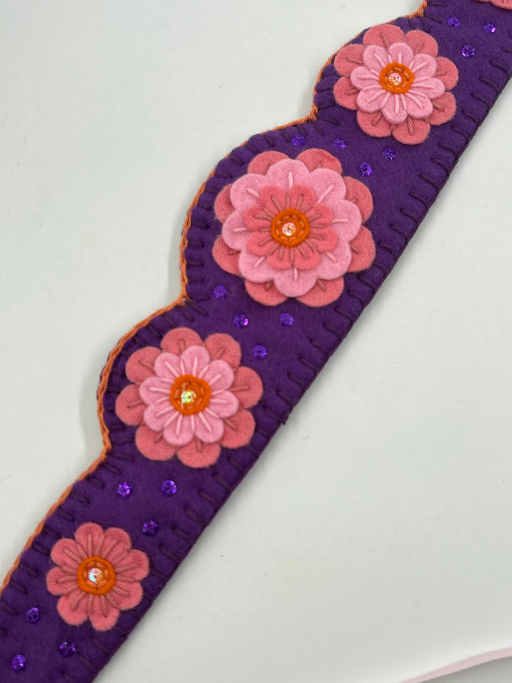 Håndlavet filtkrone - Blomster