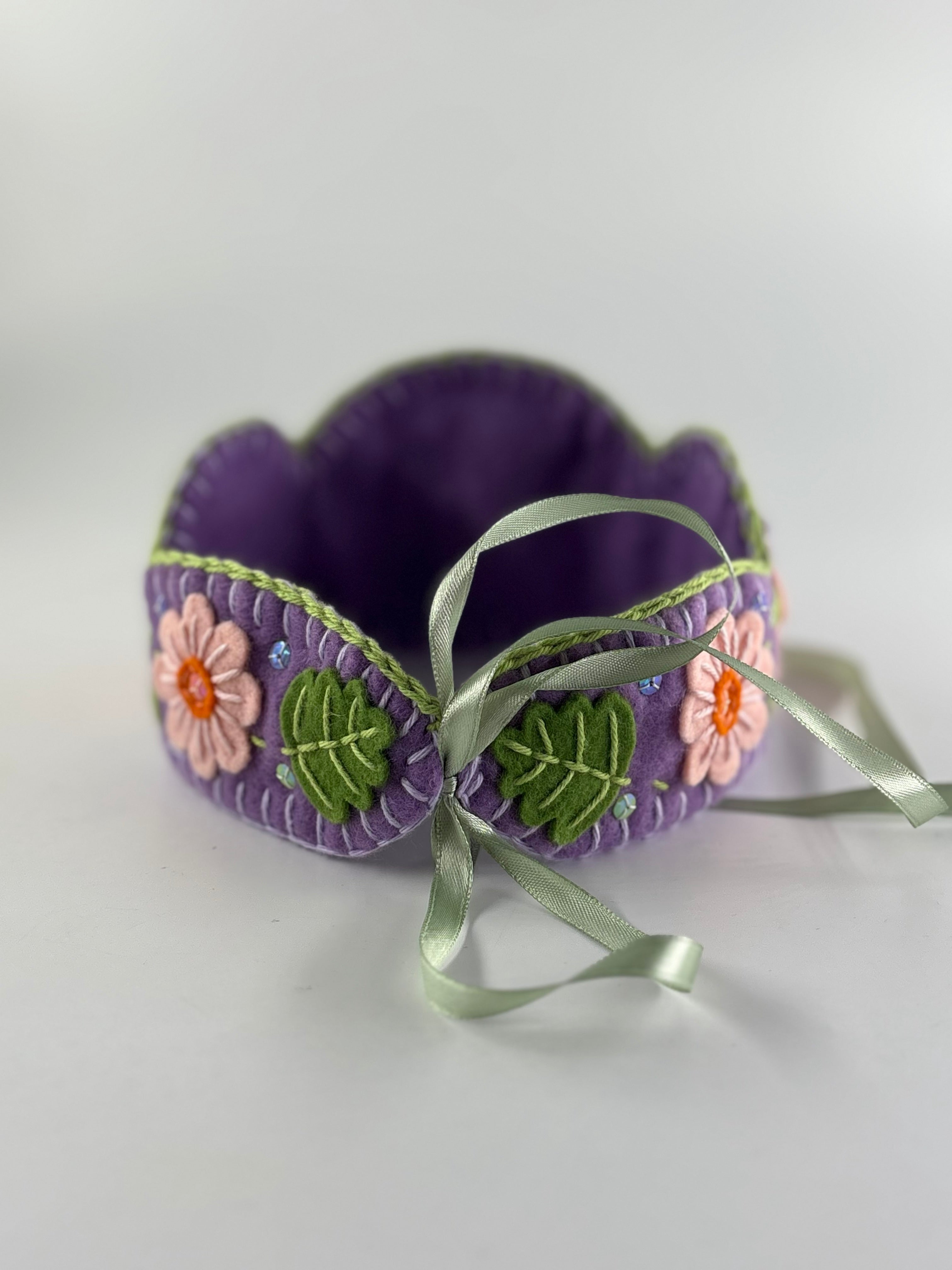 Håndlavet filtkrone - Blomster